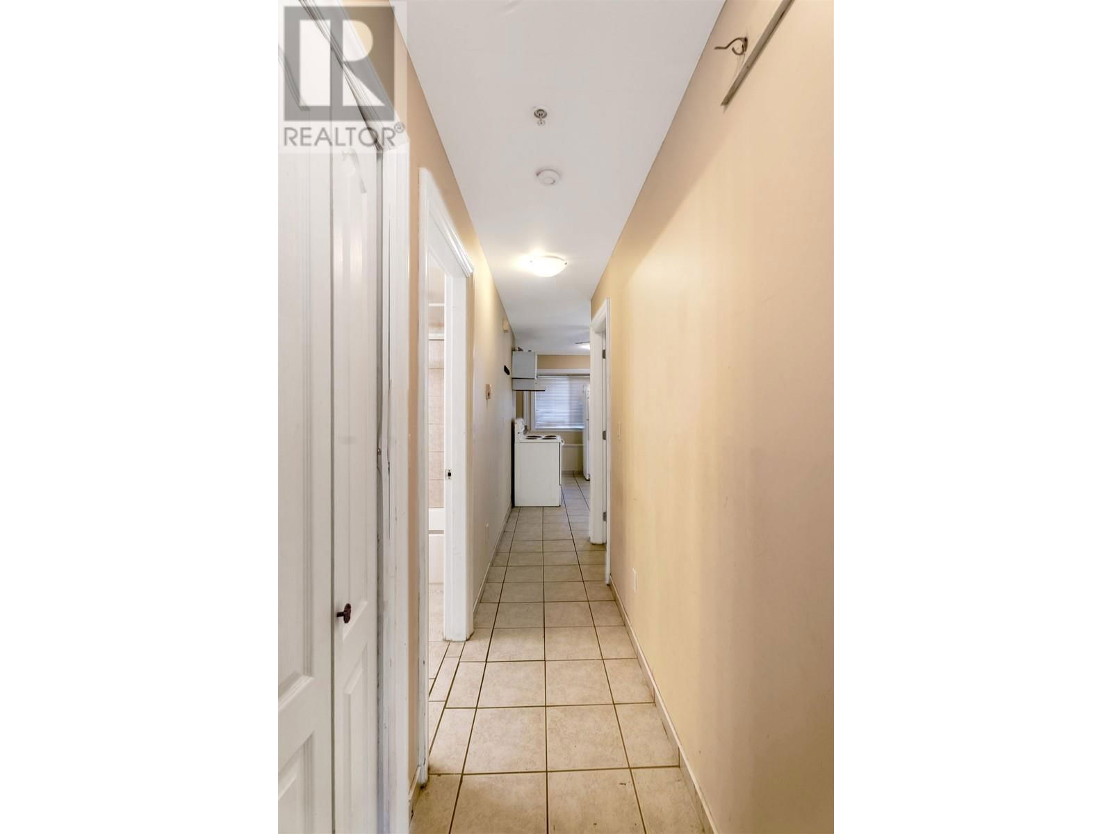 743 DURWARD AVENUE Image 24