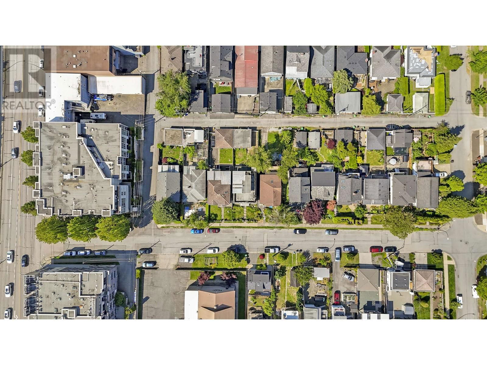 743 DURWARD AVENUE Image 3
