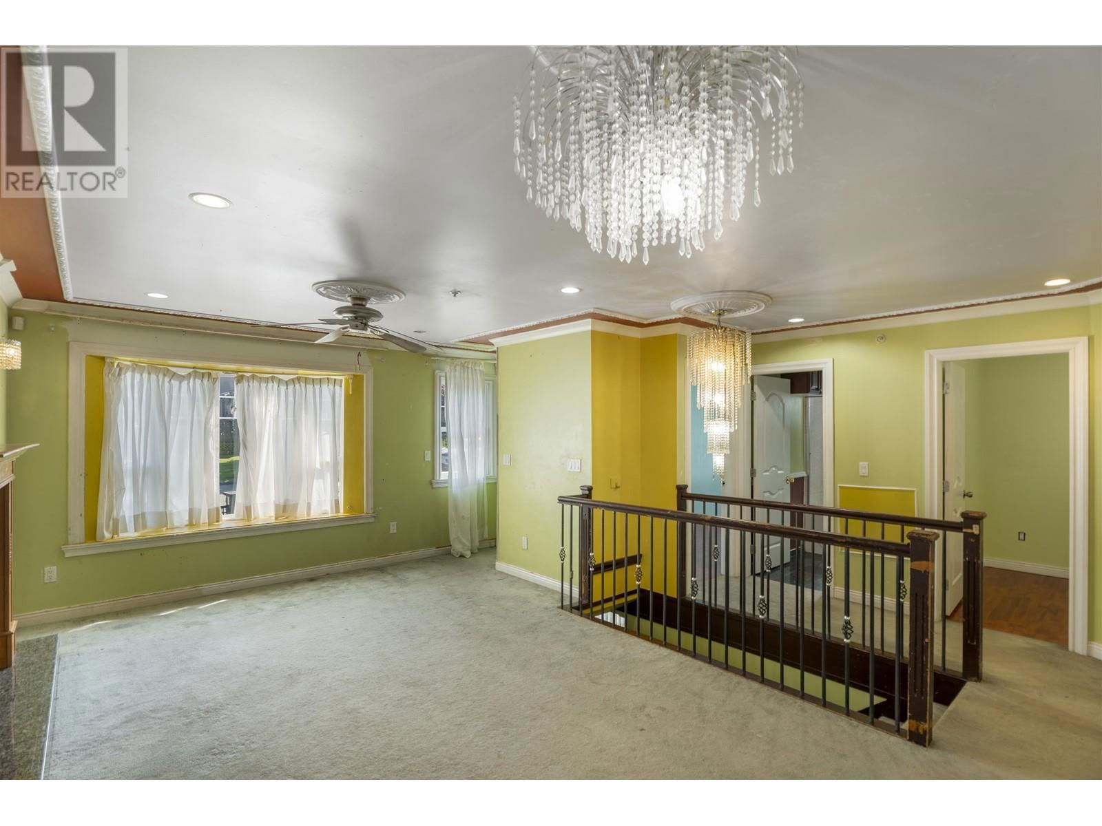 743 DURWARD AVENUE Image 7