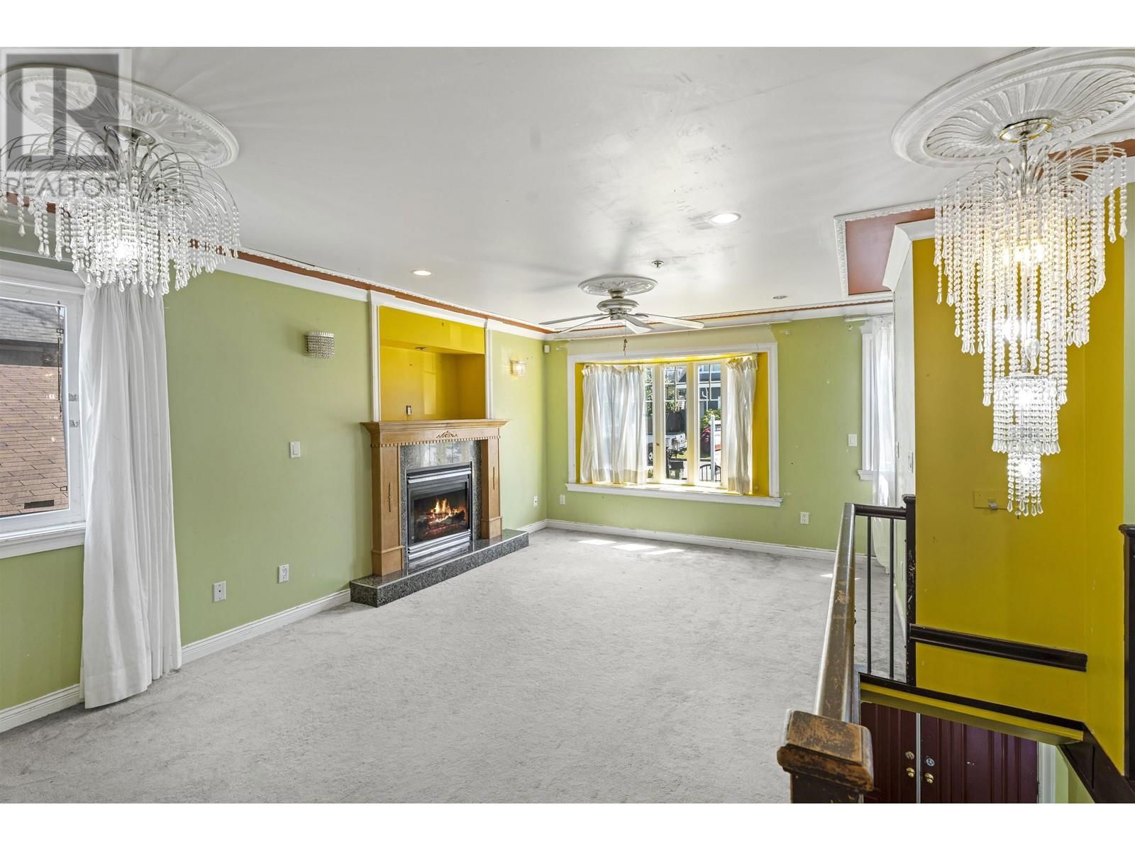 743 DURWARD AVENUE Image 8