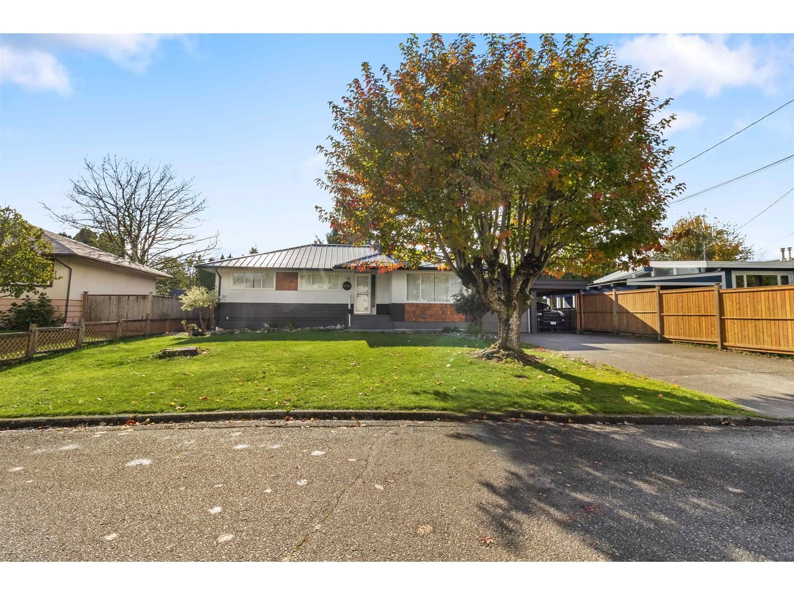 46160 LARCH AVENUE Image 36