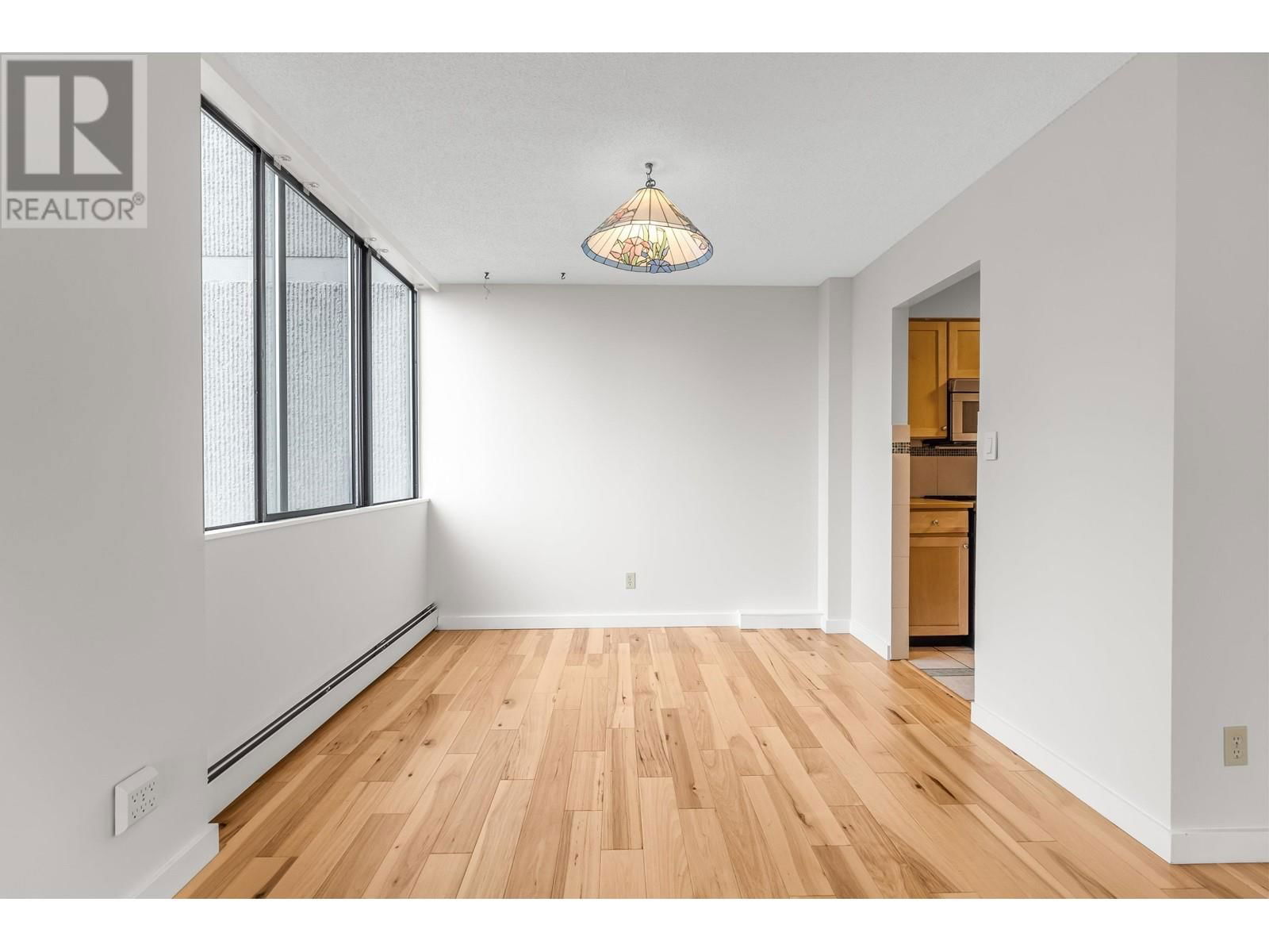 1106 - 2060 BELLWOOD AVENUE Image 10