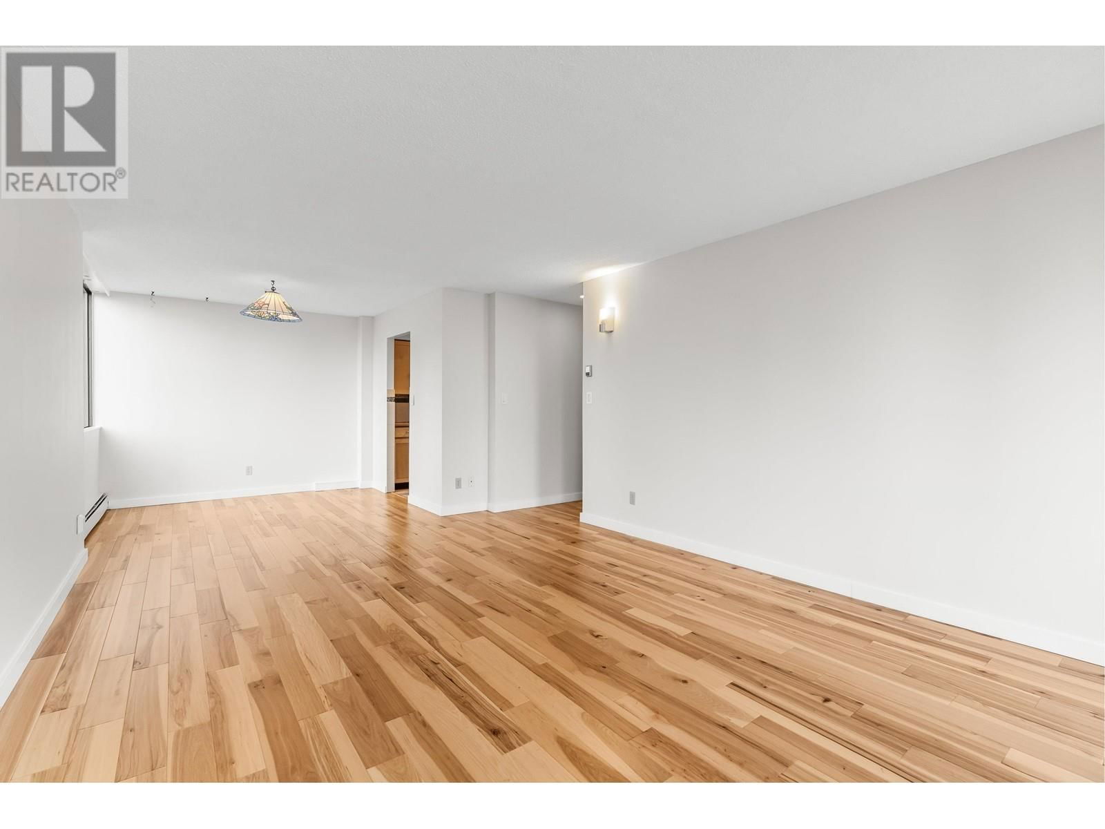 1106 - 2060 BELLWOOD AVENUE Image 8