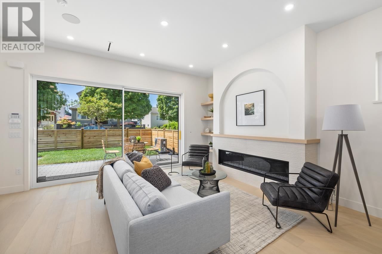 1 - 4648 ELGIN STREET Image 5