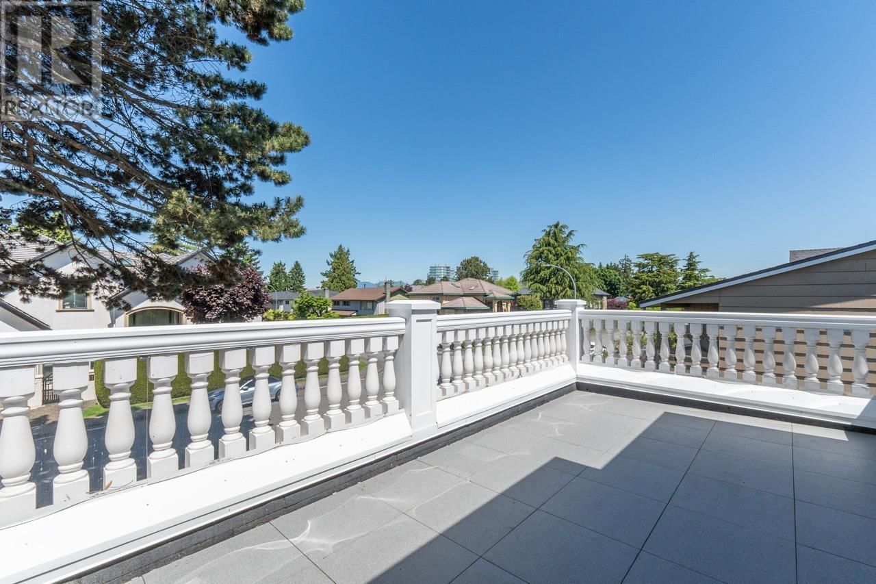 6480 CAMSELL CRESCENT Image 26