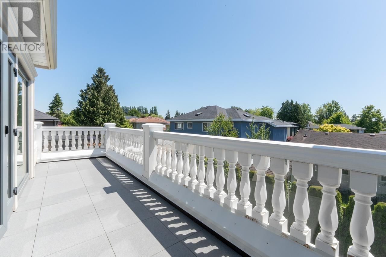 6480 CAMSELL CRESCENT Image 31