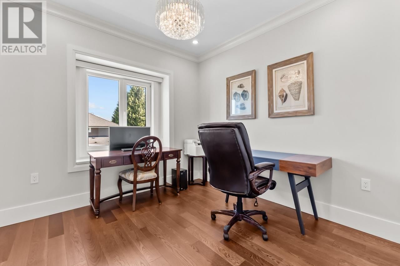 6480 CAMSELL CRESCENT Image 33
