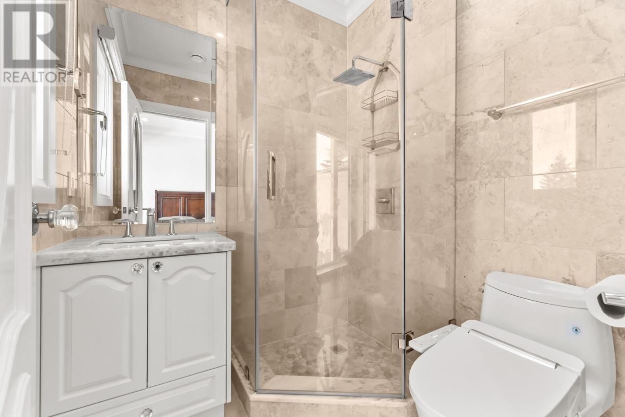 6480 CAMSELL CRESCENT Image 35