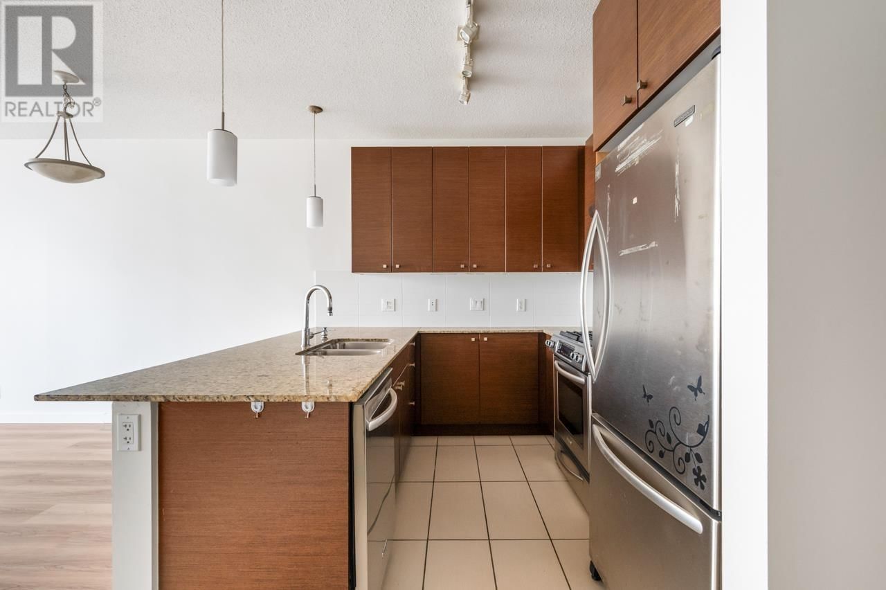 305 - 7360 ELMBRIDGE WAY Image 6