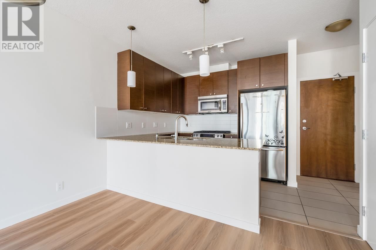 305 - 7360 ELMBRIDGE WAY Image 9