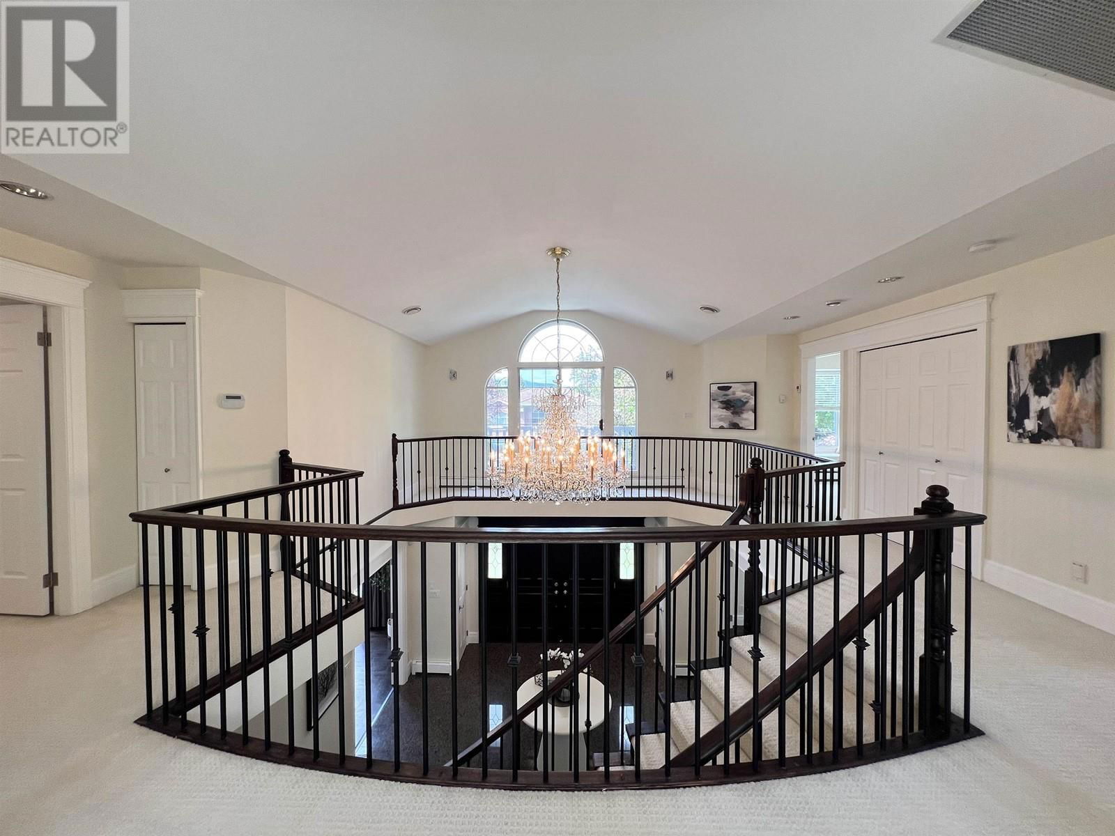 2508 34TH AVENUE Image 23
