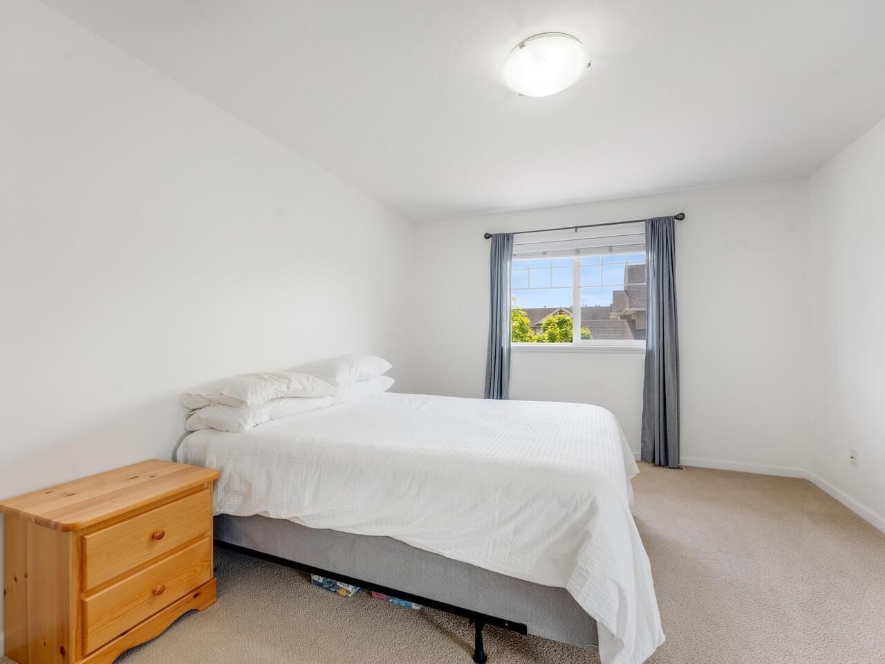 14 - 32849 EGGLESTONE Image 13