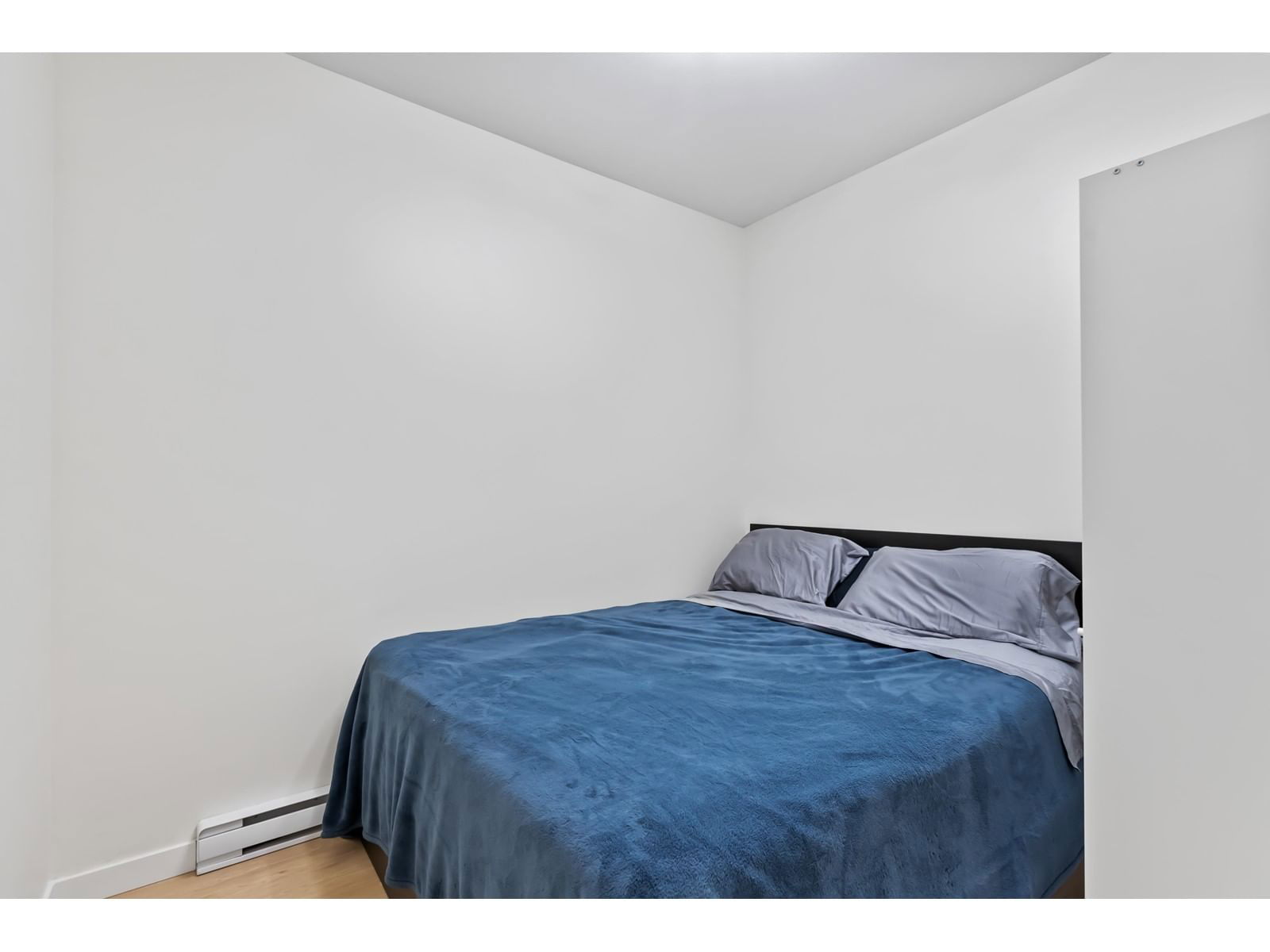 D404 - 20211 66 Image 10