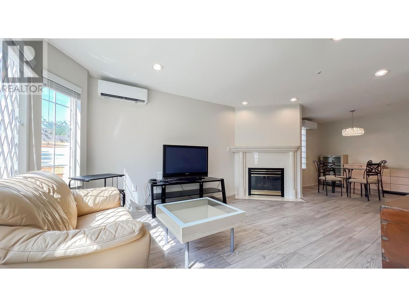 6248 BEATRICE STREET Image 4