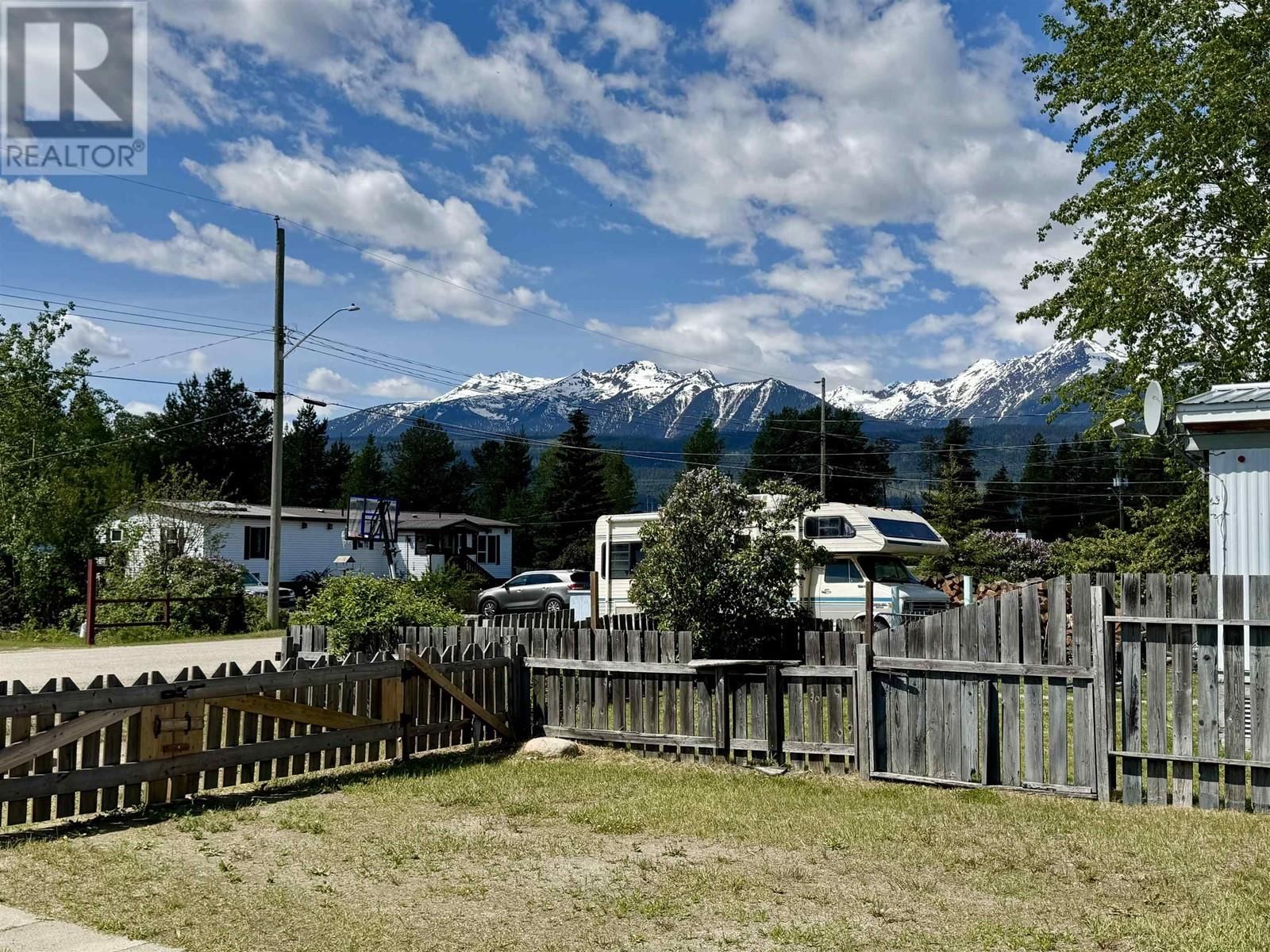 970 BEAVEN CRESCENT Image 6