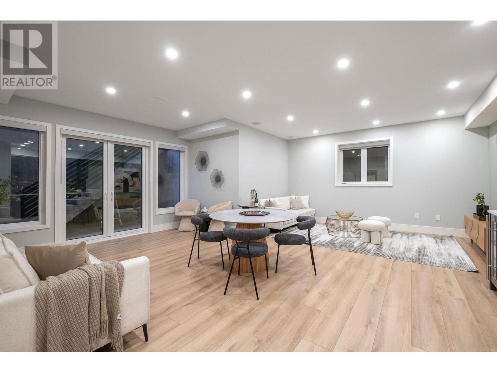 7739 LEE STREET Image 28