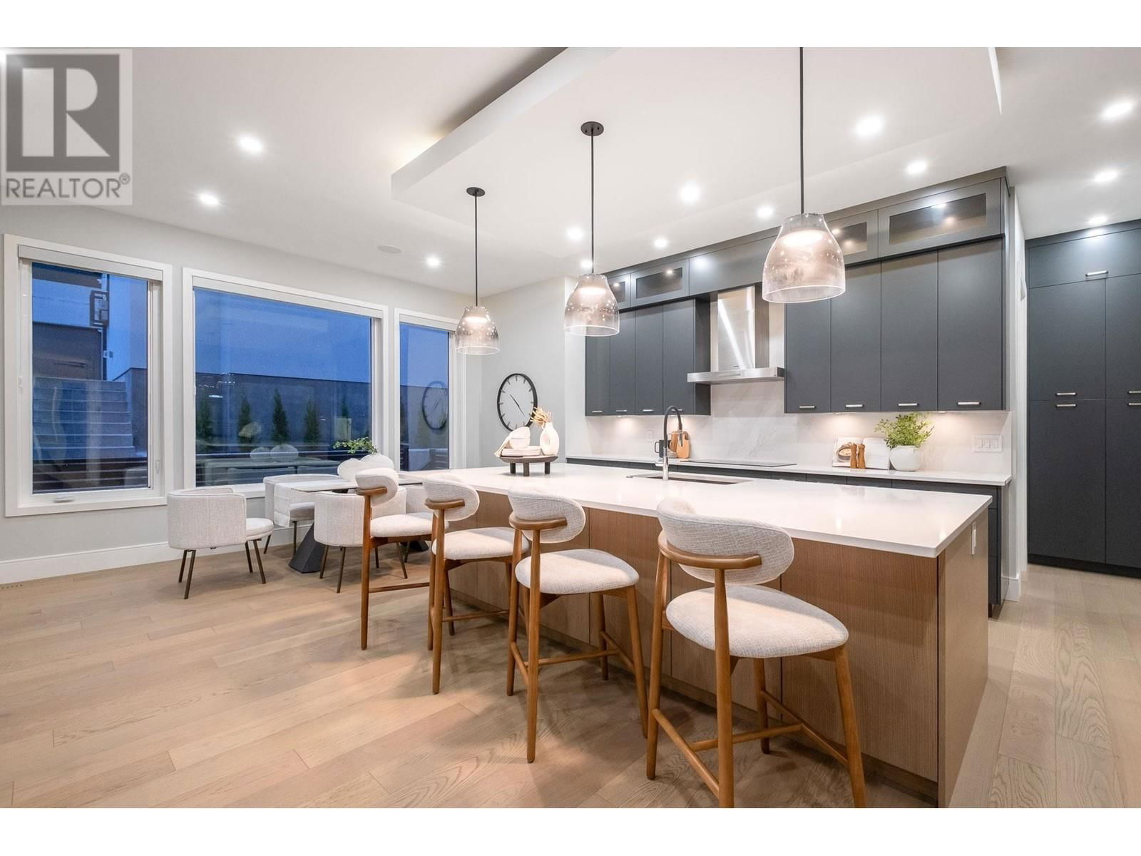 7739 LEE STREET Image 3
