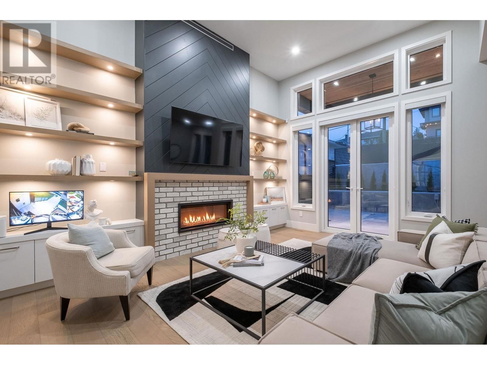 7739 LEE STREET Image 6