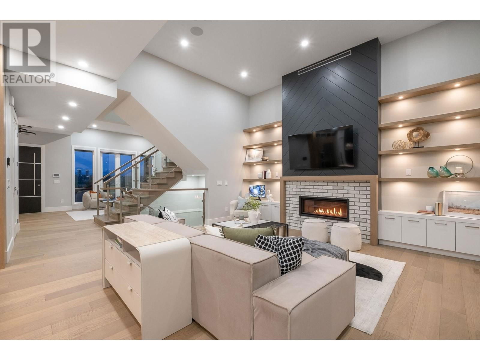 7739 LEE STREET Image 7