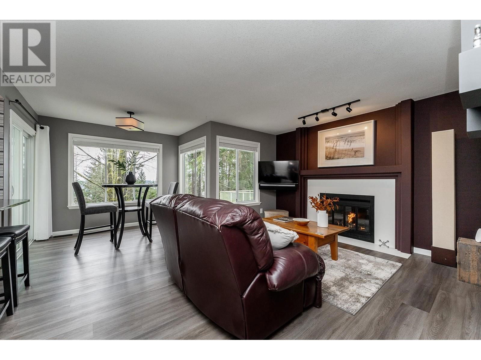 131 ASPENWOOD DRIVE Image 10