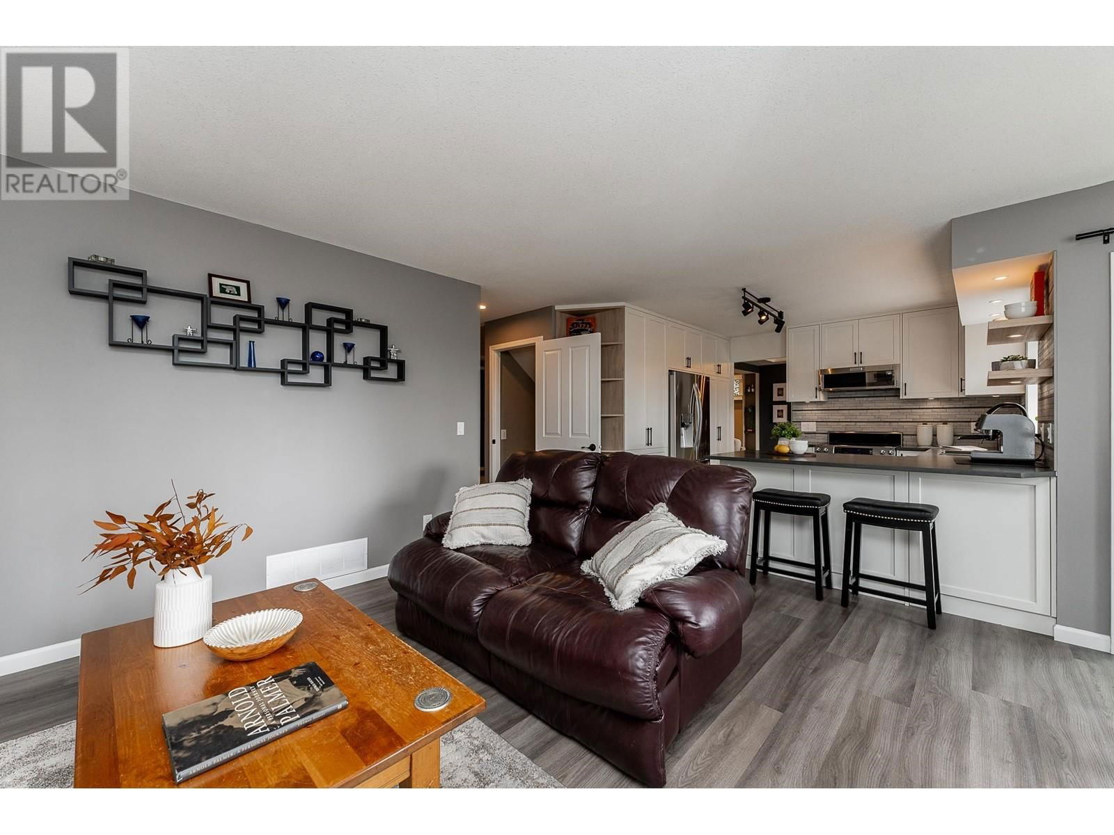 131 ASPENWOOD DRIVE Image 11