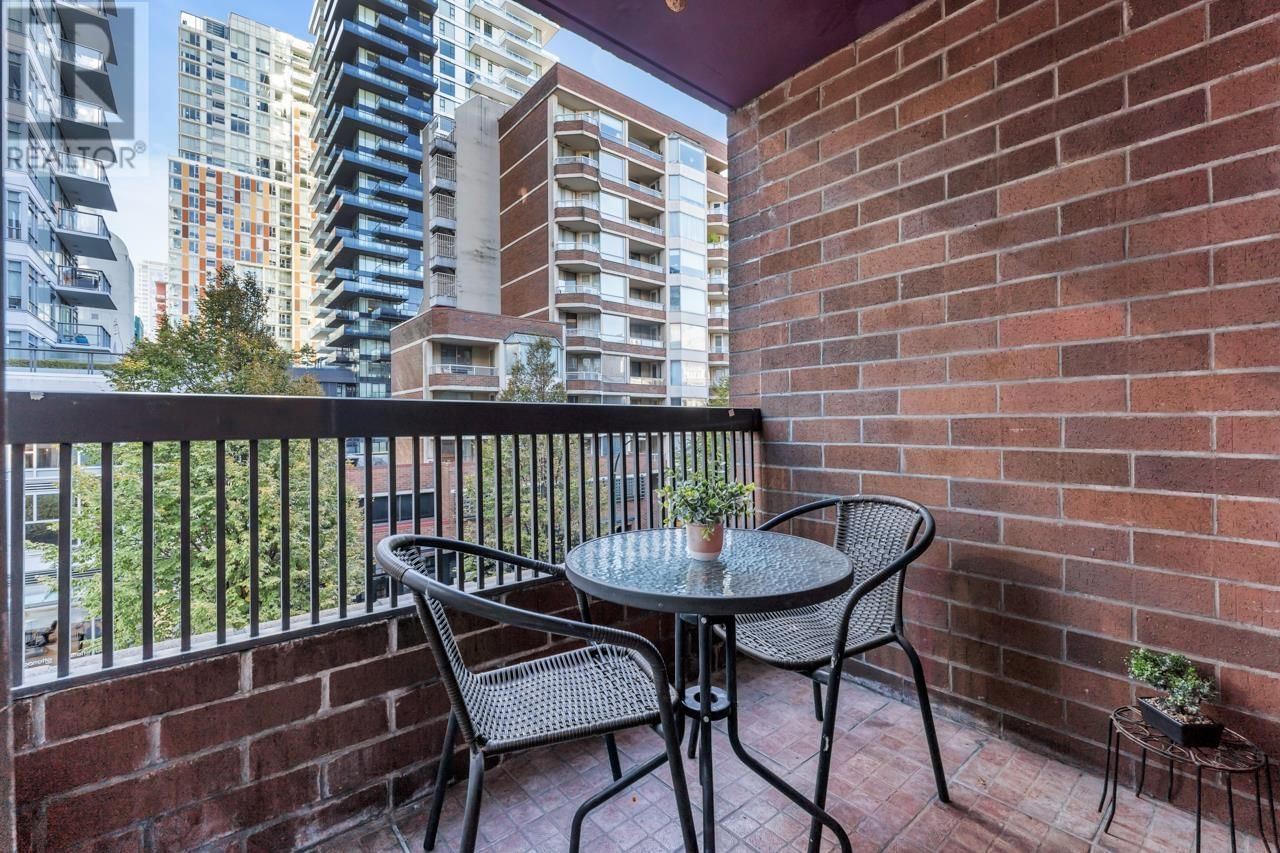 403 - 1333 HORNBY STREET Image 15