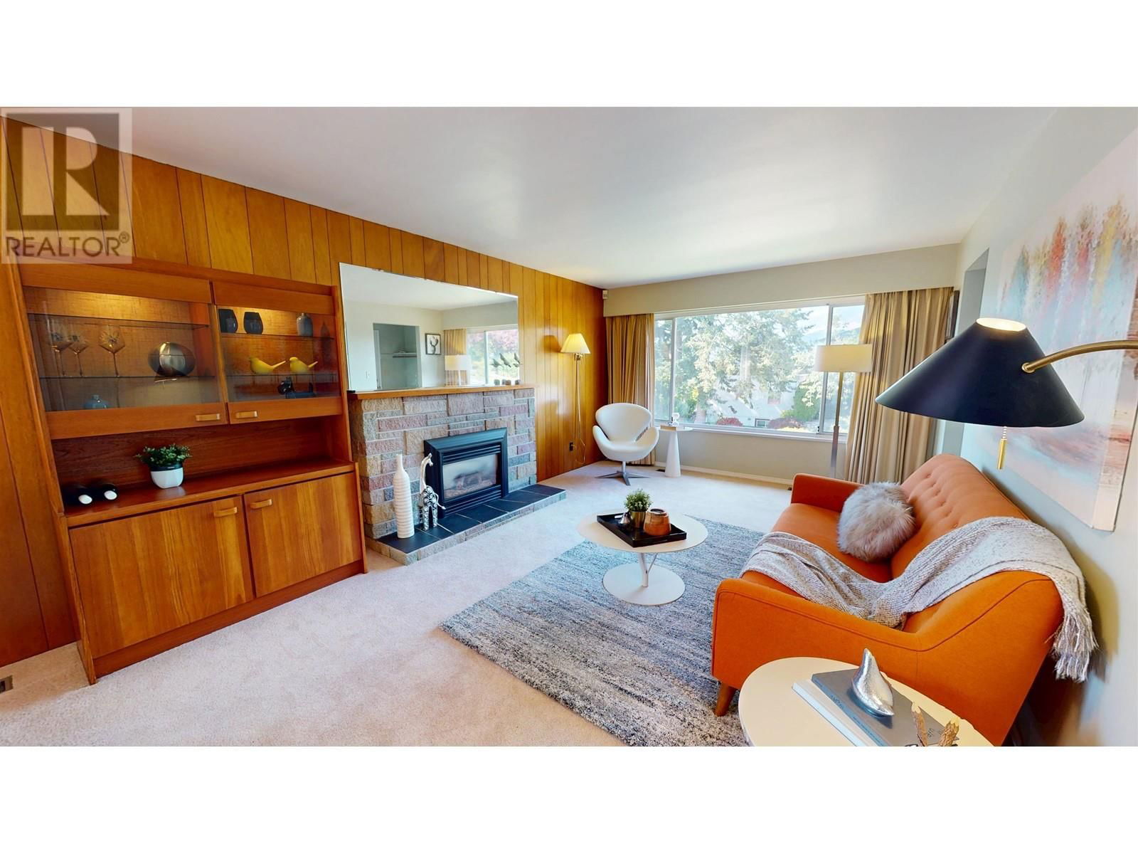 1510 34TH AVENUE Image 2