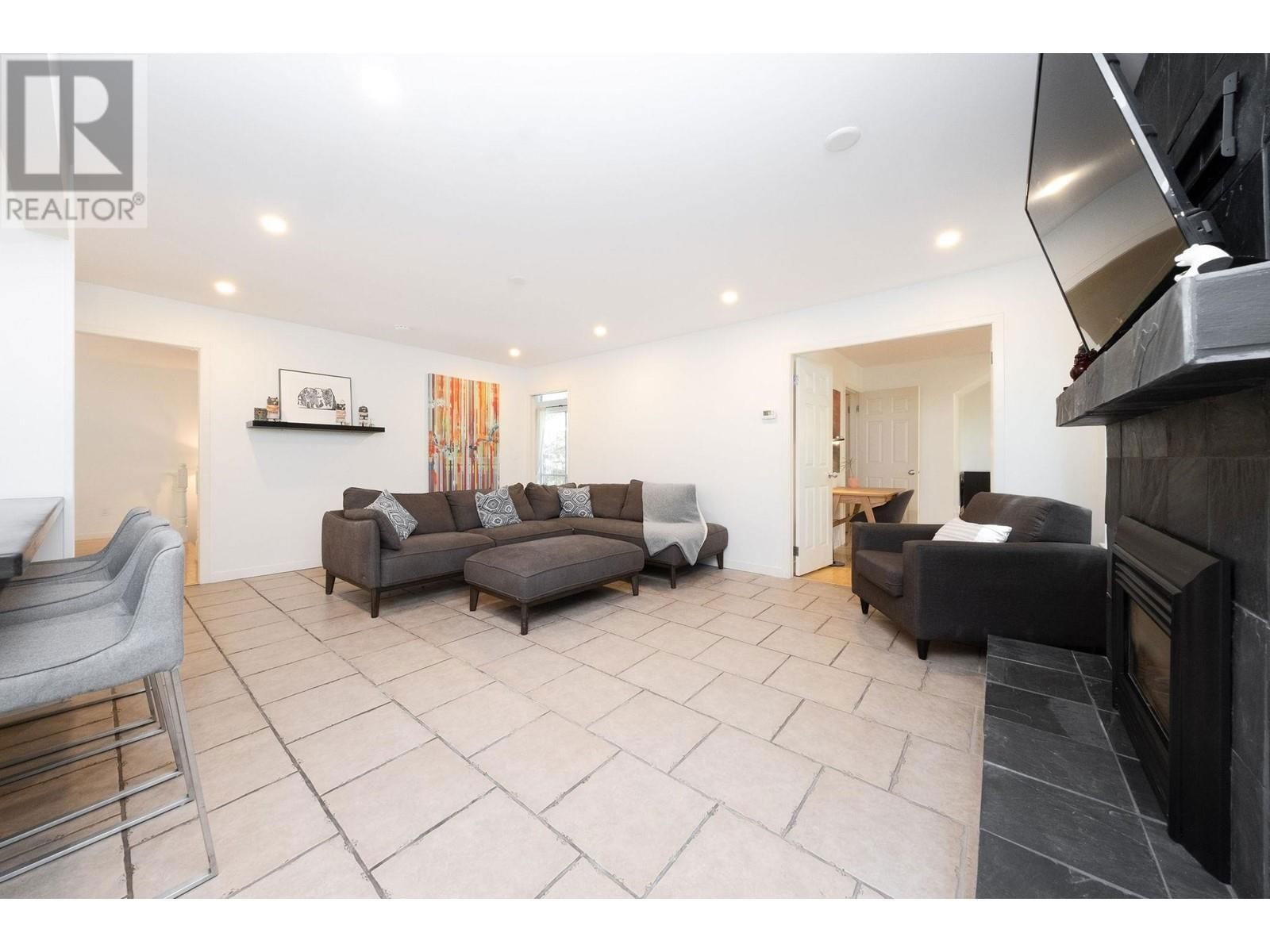 1663 CASCADE COURT Image 12