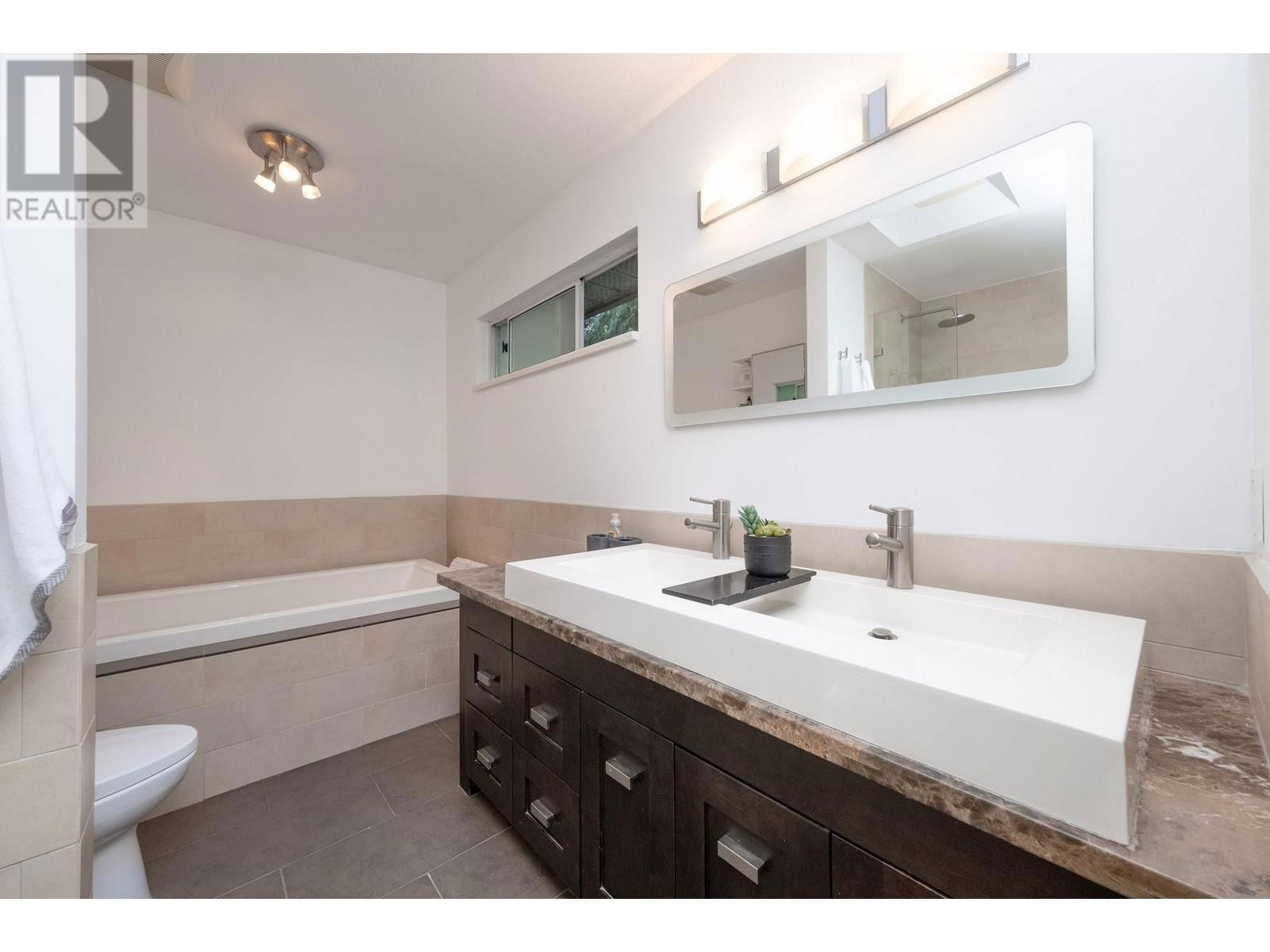 1663 CASCADE COURT Image 21