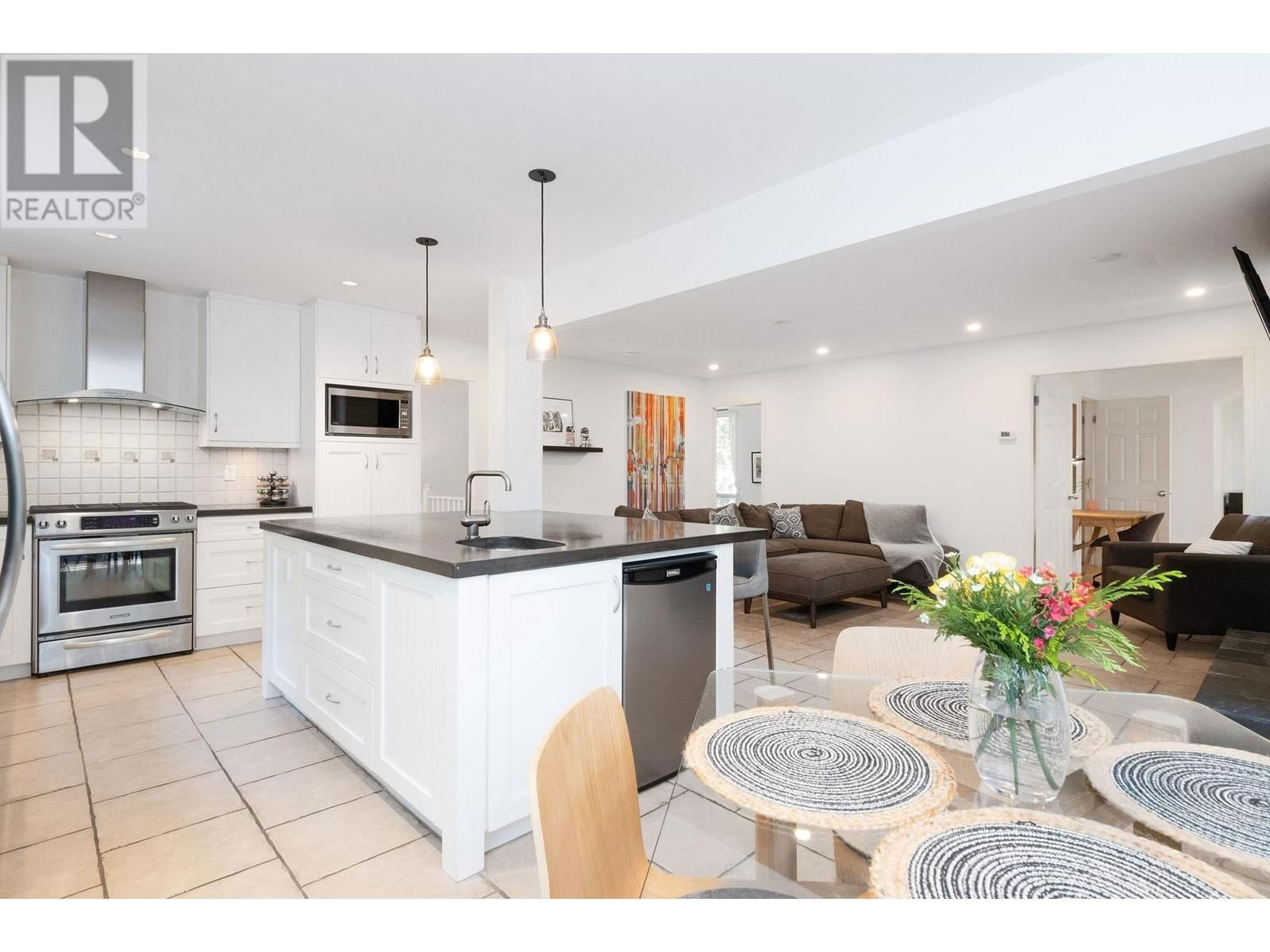 1663 CASCADE COURT Image 8