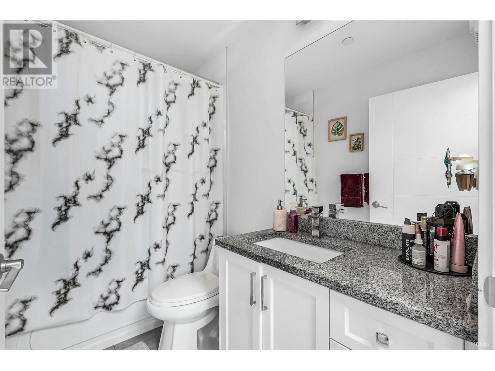 2996 7TH AVENUE Image 37