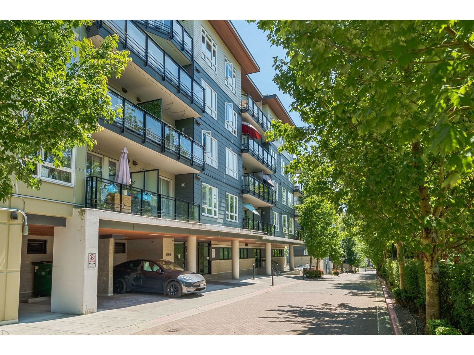 410 - 13919 FRASER Image 1