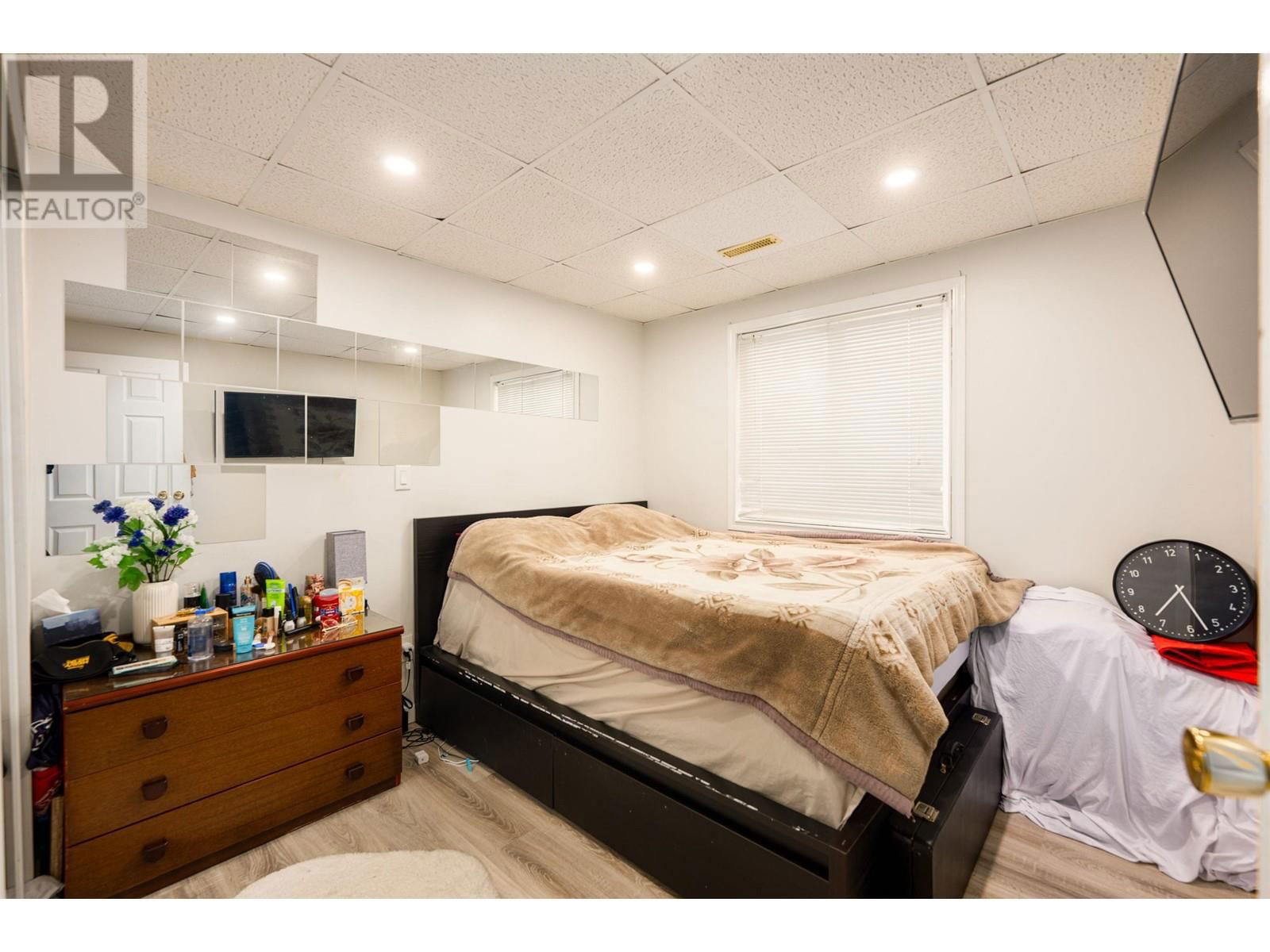 1282 LINCOLN DRIVE Image 19