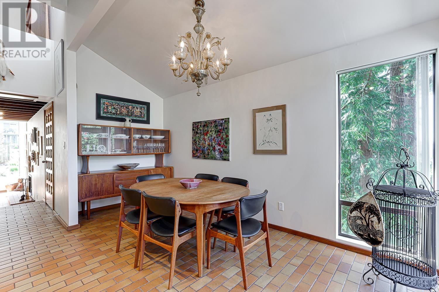 325 OCEANVIEW ROAD Image 12