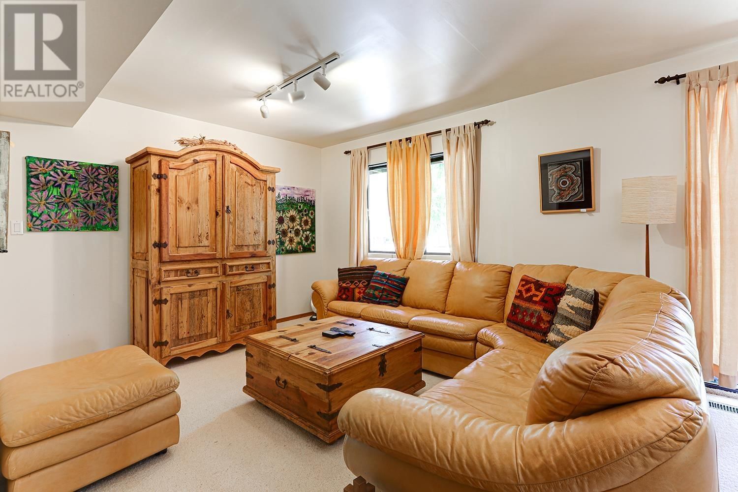 325 OCEANVIEW ROAD Image 26