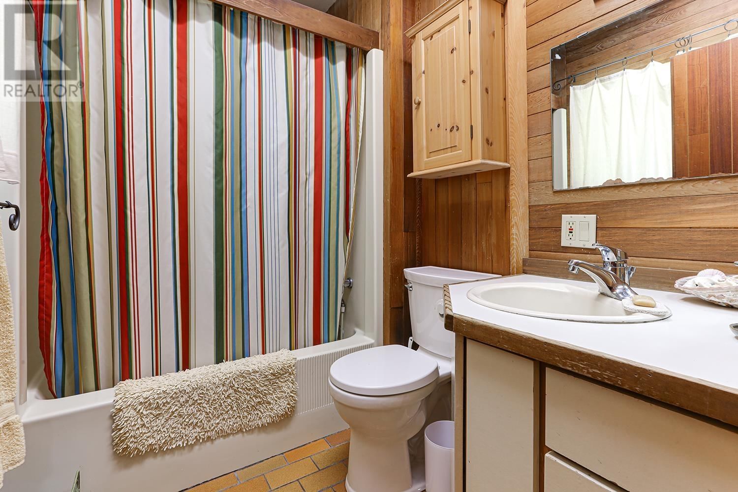 325 OCEANVIEW ROAD Image 31