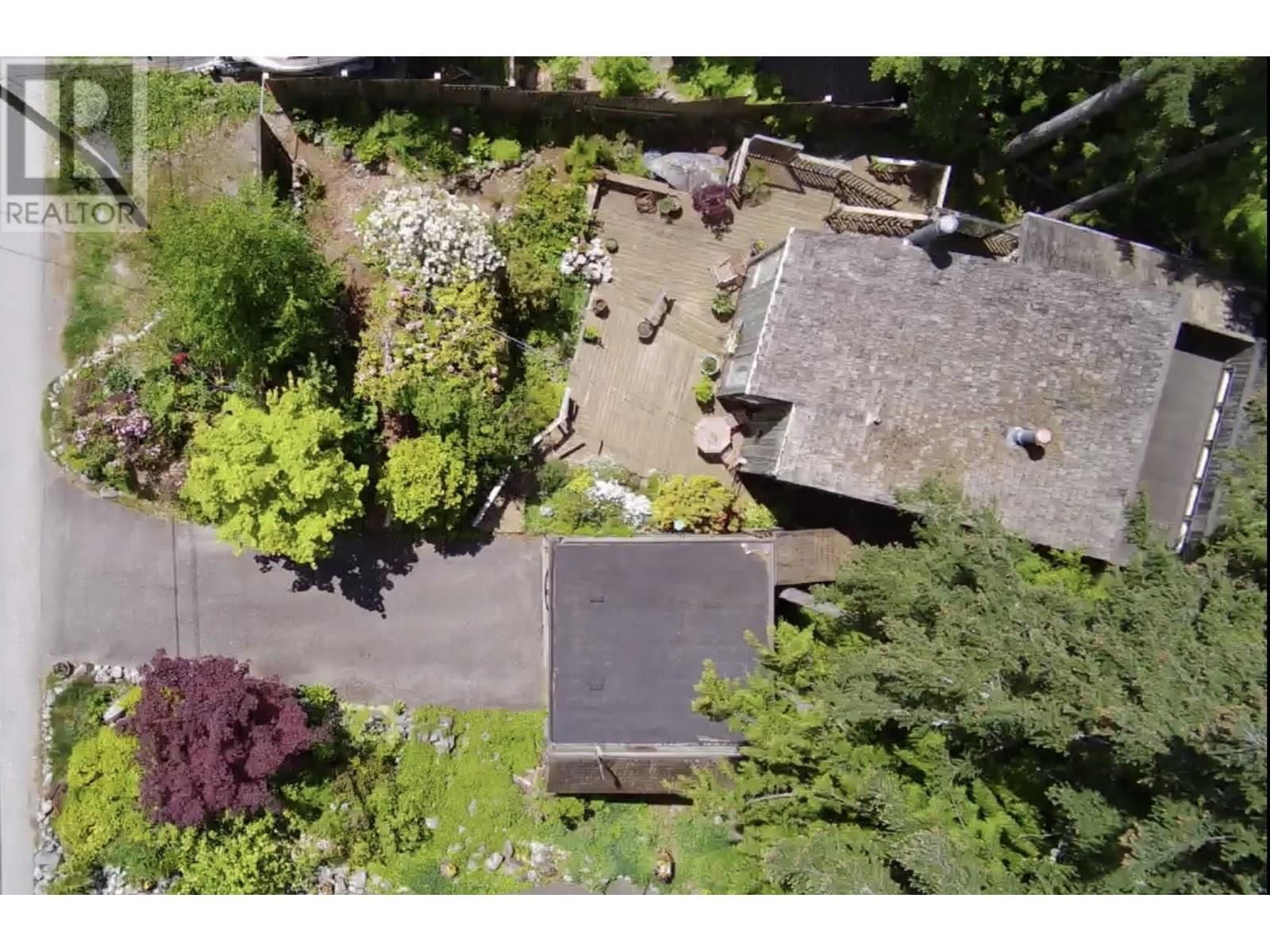 325 OCEANVIEW ROAD Image 35
