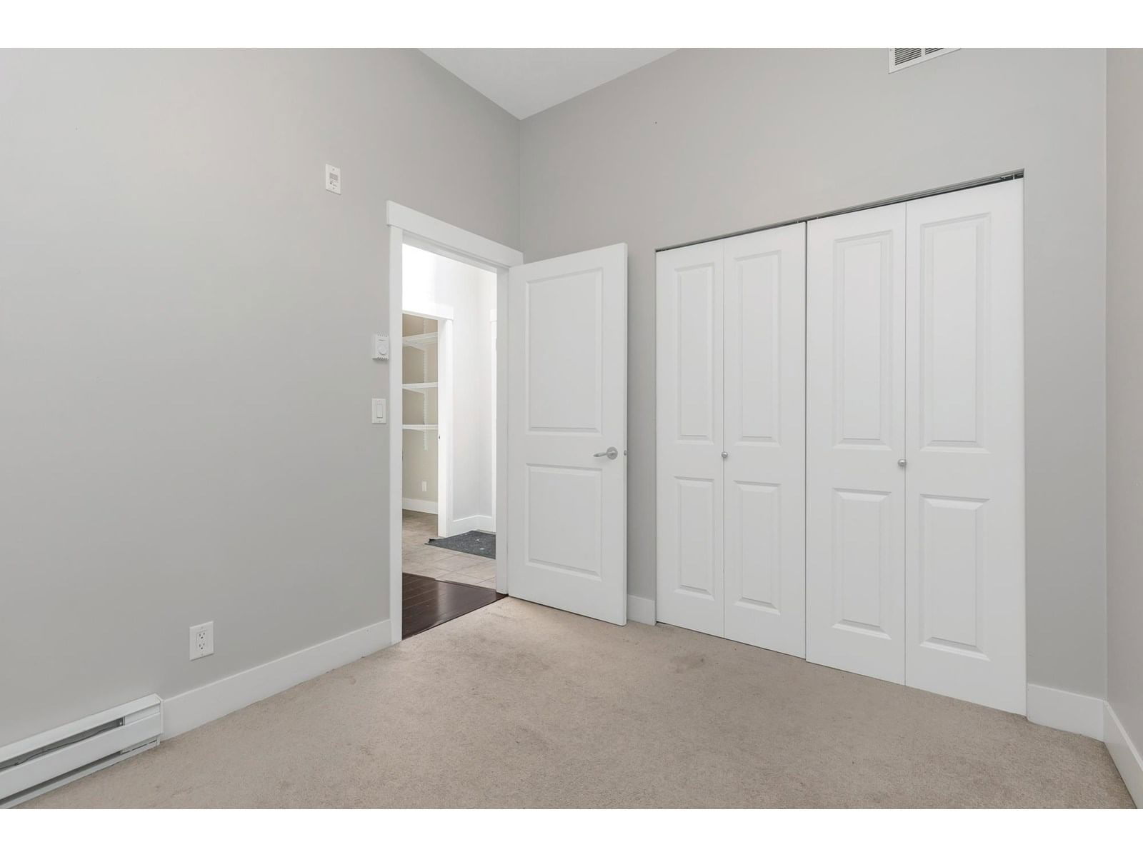 401 - 2632 PAULINE Image 34