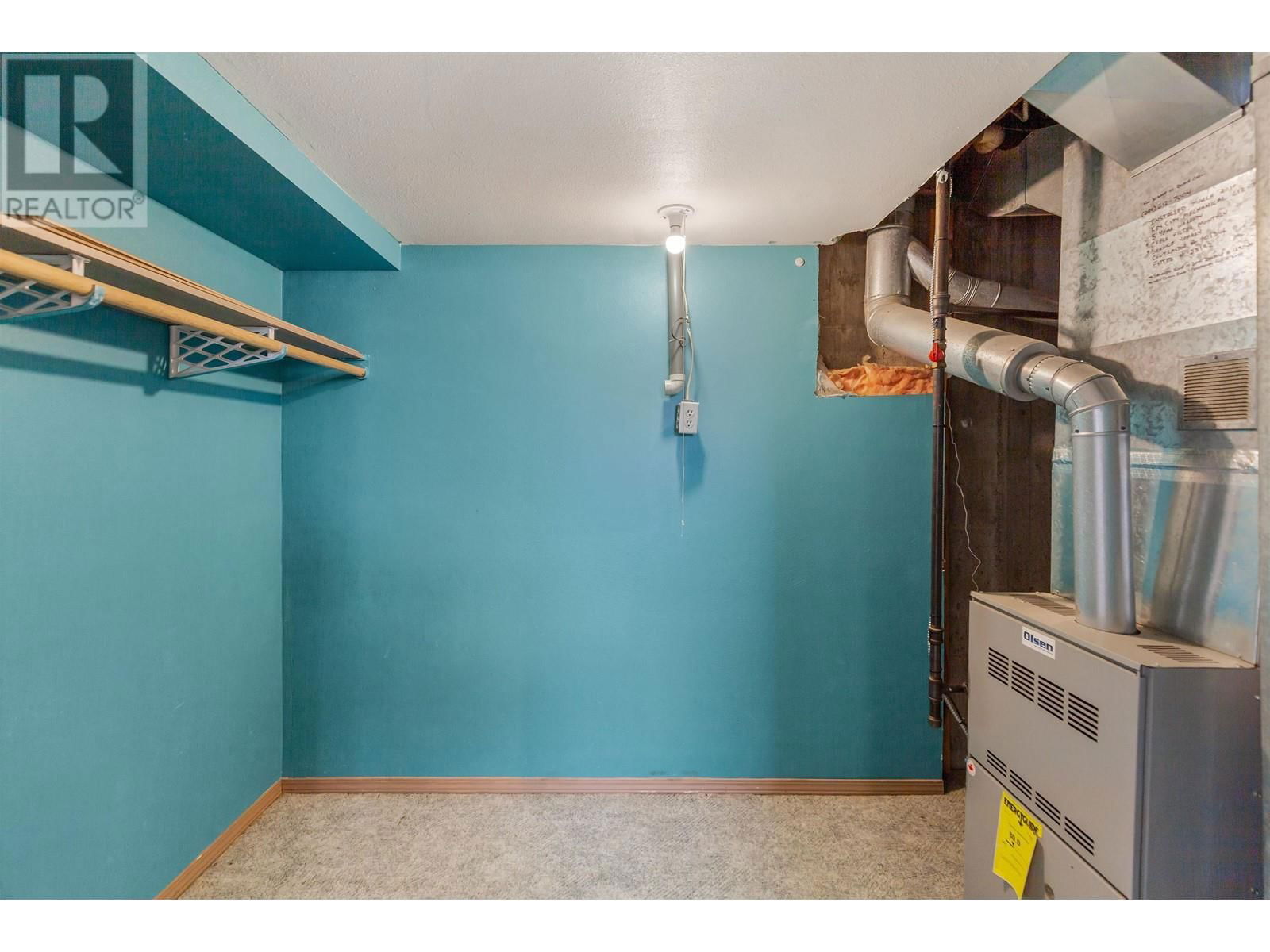 3849 GRACE CRESCENT Image 12