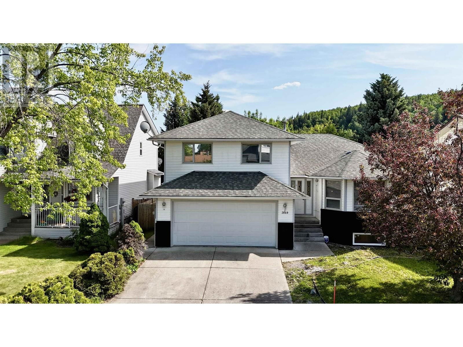 3849 GRACE CRESCENT Image 26