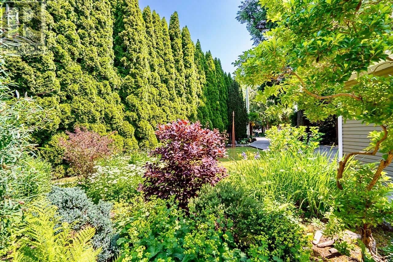 1471 GROVE PLACE Image 3