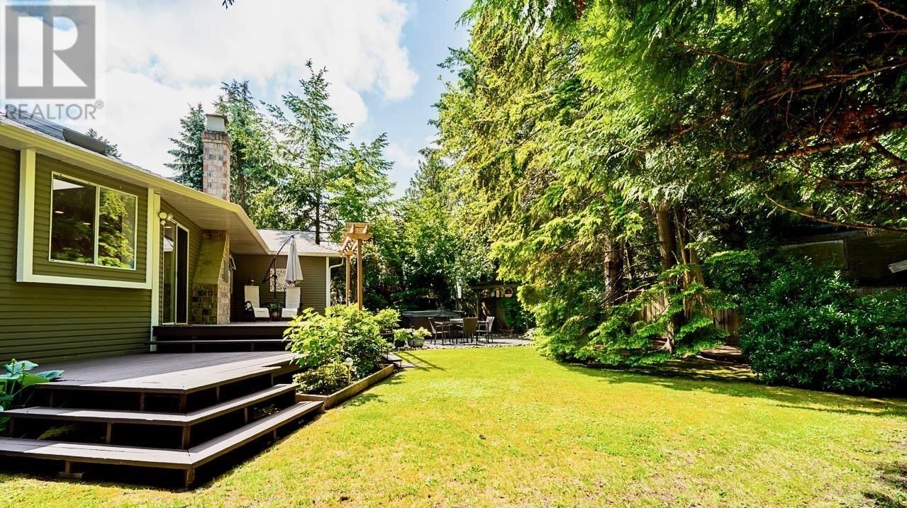 1471 GROVE PLACE Image 31