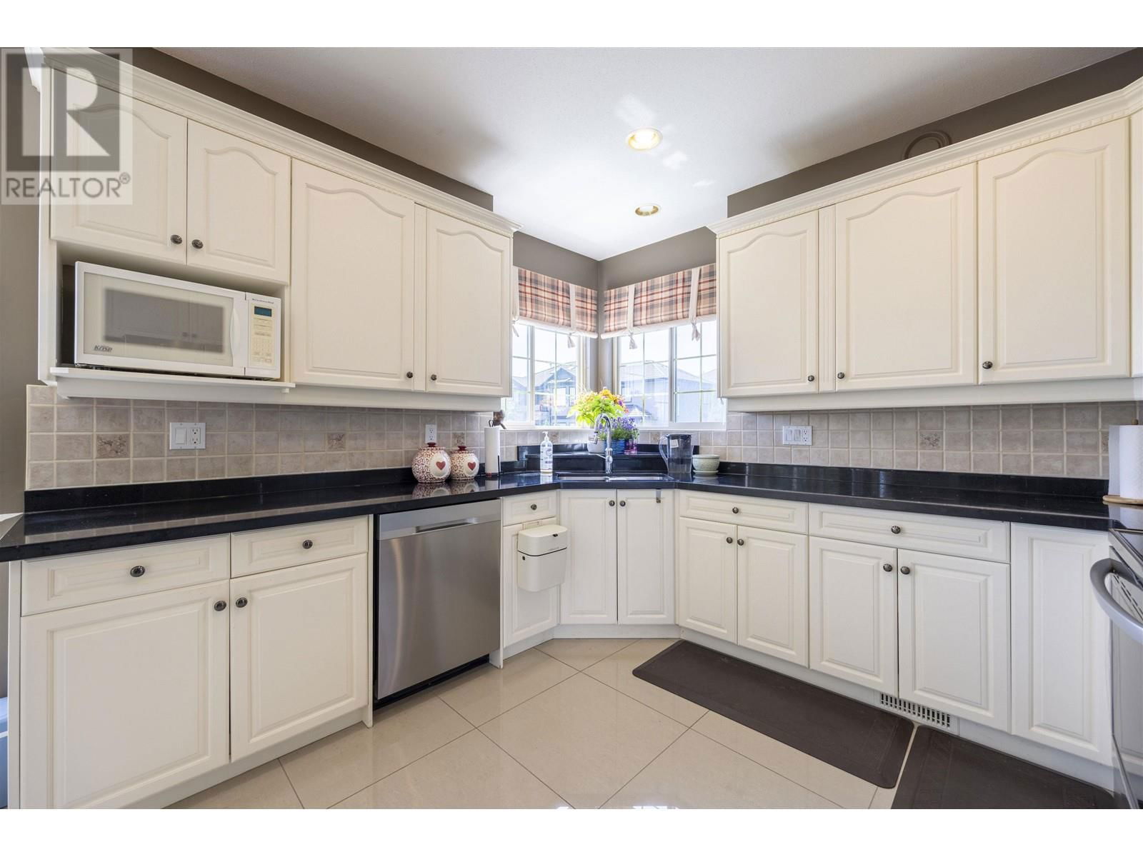 3080 CARDINAL COURT Image 12
