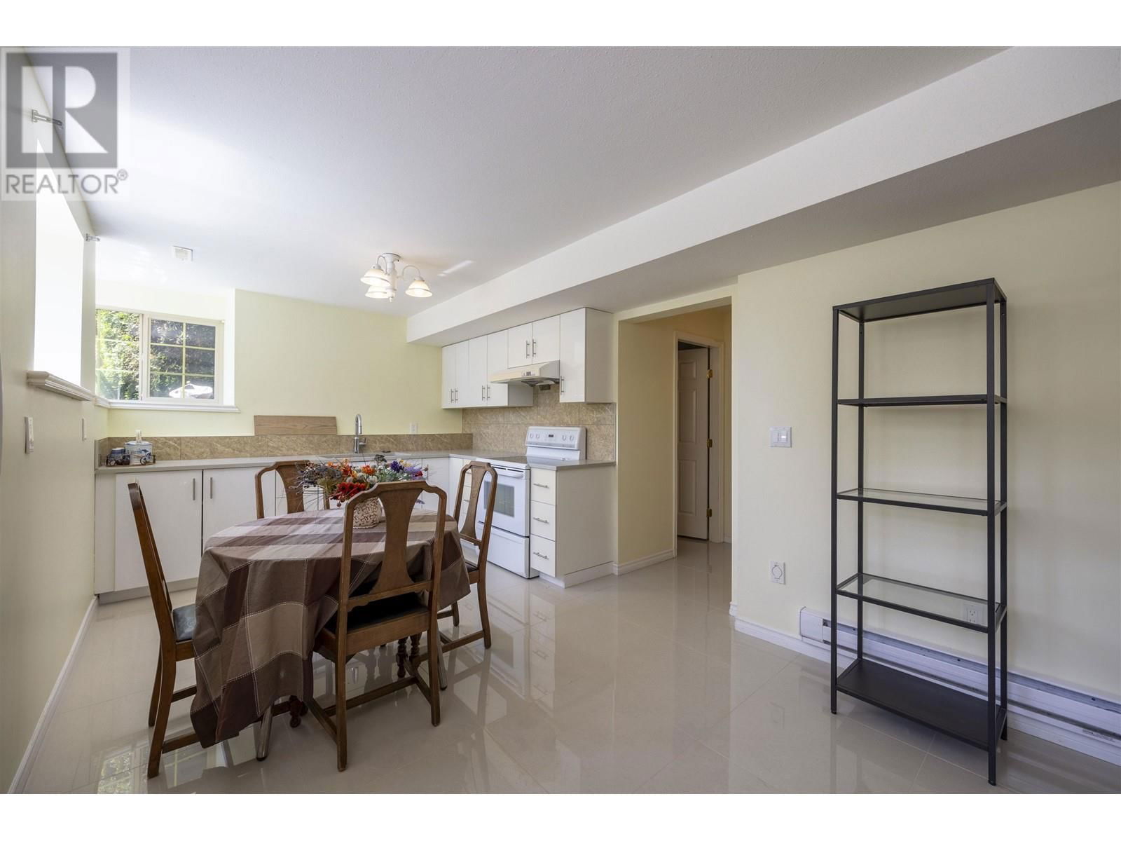 3080 CARDINAL COURT Image 27