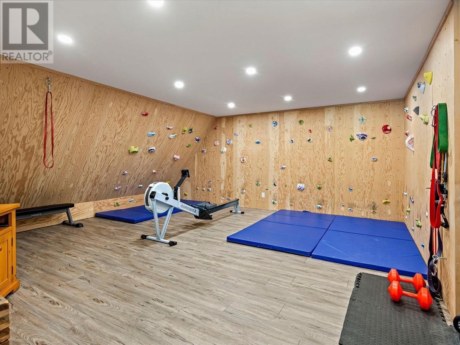 6557 BALSAM WAY Image 34