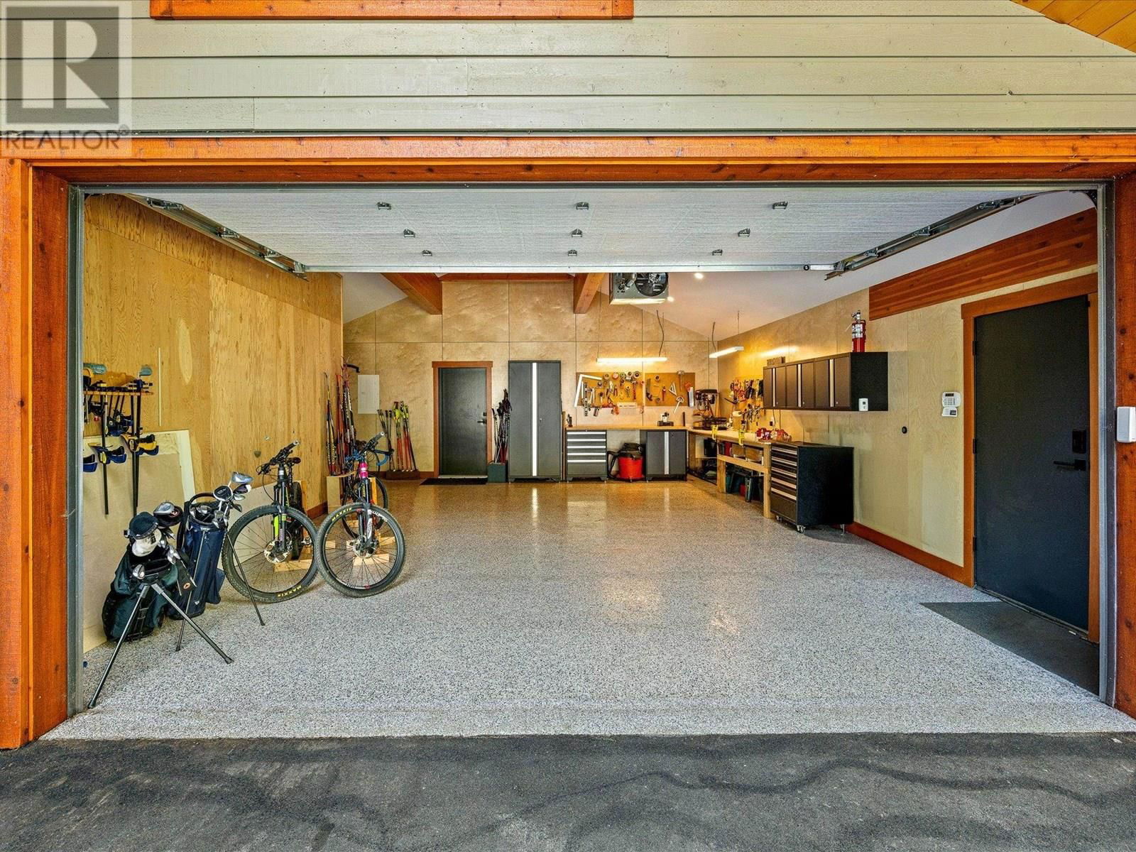 6557 BALSAM WAY Image 37