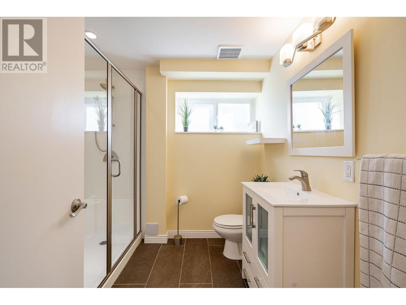 1115 VICTORY DRIVE Image 24