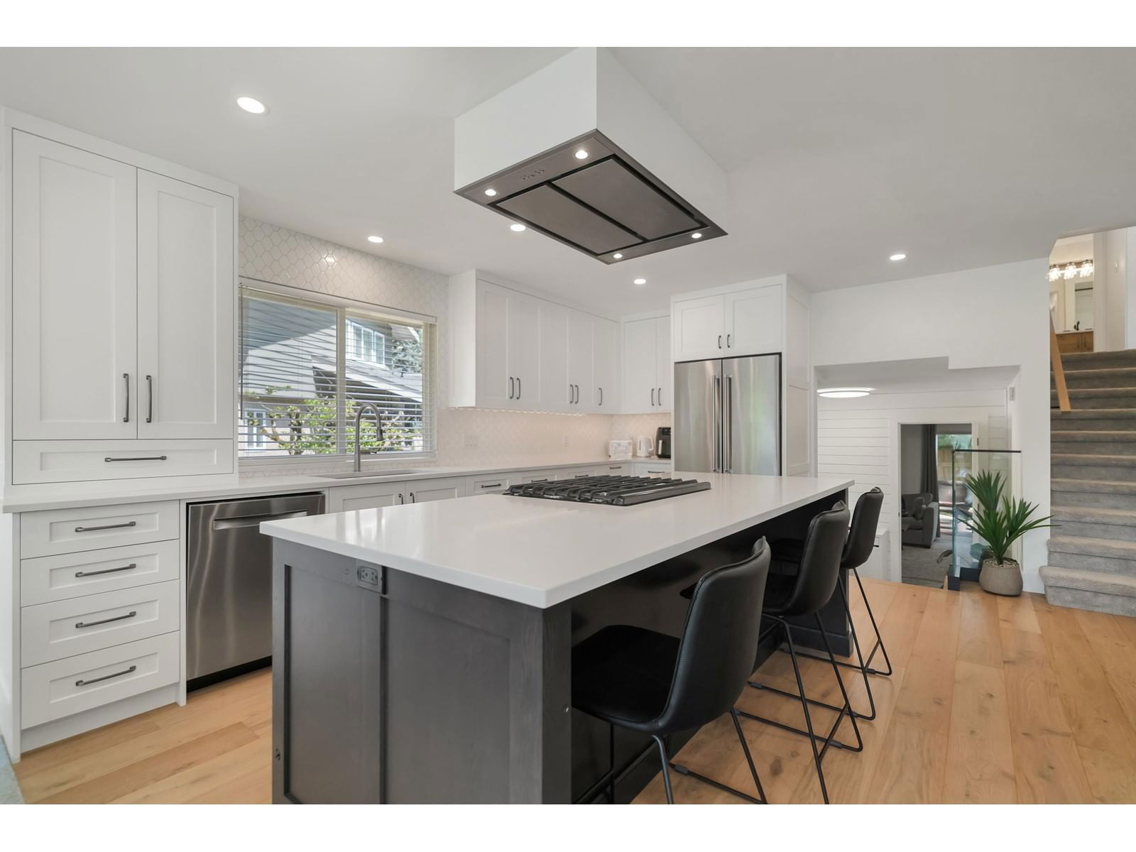 34502 BLATCHFORD Image 7