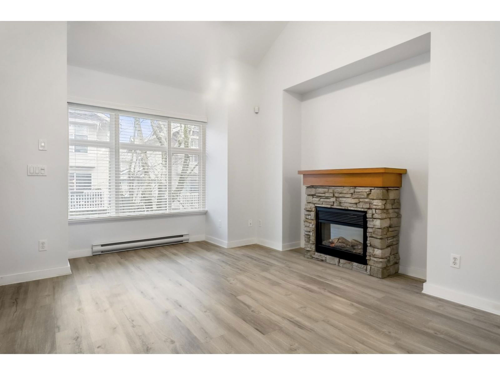 4 - 7179 201 Image 4