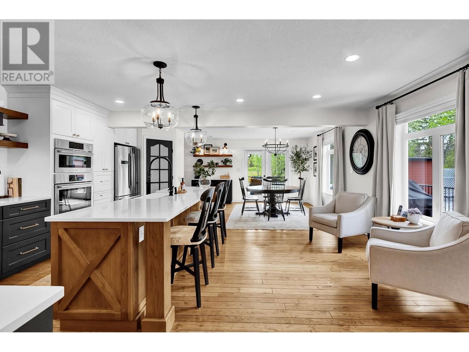 18575 HUGHES ROAD Image 2